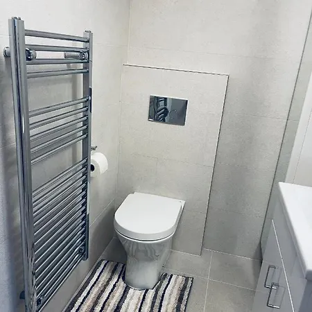 Central London Stylish Newly Decorated Studio Flat Экстерьер фото